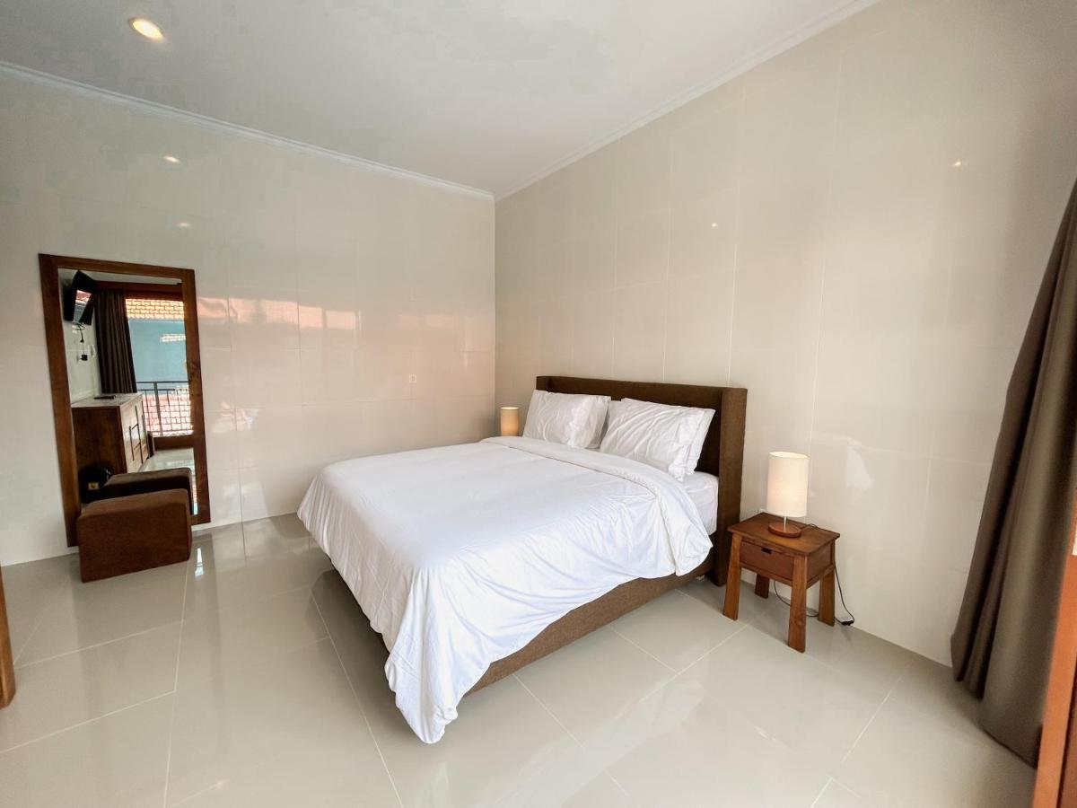 James Guest House Seminyak  Exterior photo